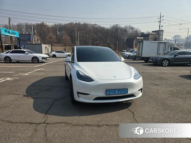 Tesla Model Y 2024 Белый из Кореи