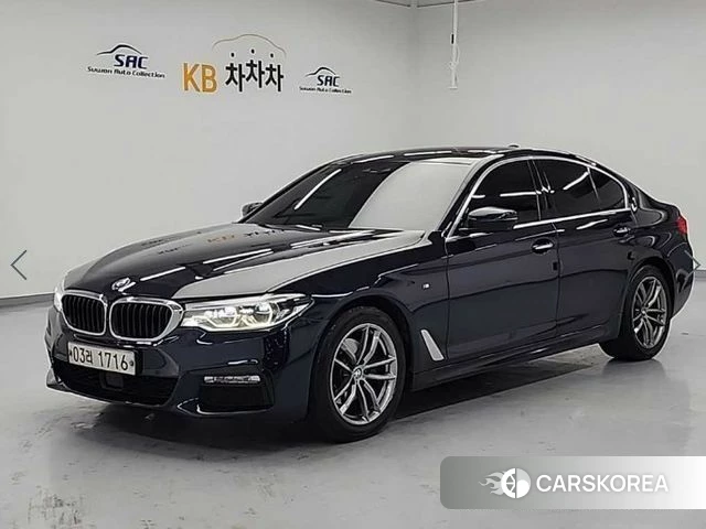 BMW 5 Series (G30) 2018 Черный из Кореи
