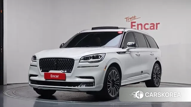 Lincoln Aviator 2nd generation 2021 Белый из Кореи
