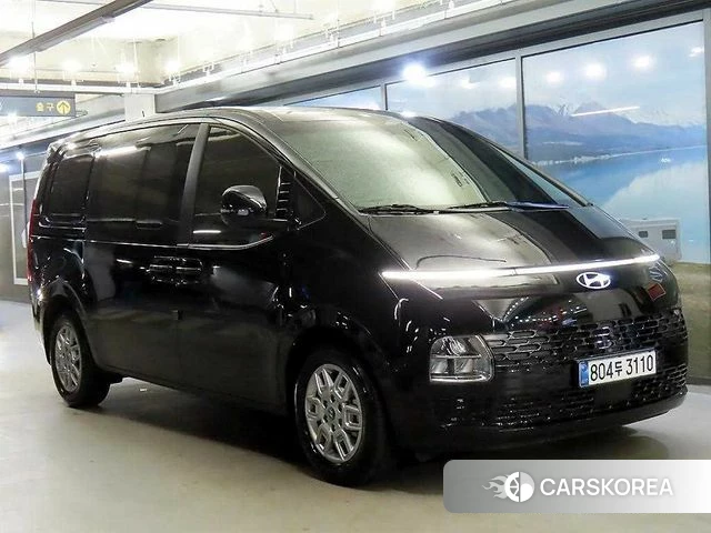 Hyundai Staria 2025 Черный из Кореи