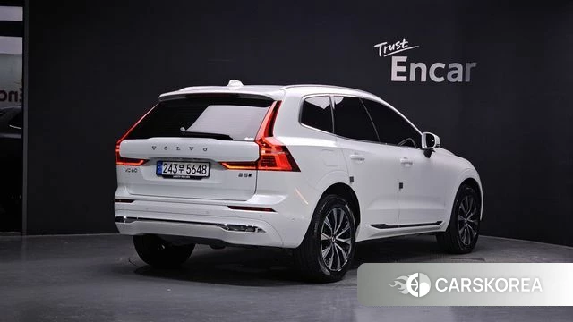 Volvo XC60 second Generation 2024 Белый из Кореи