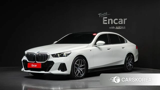 BMW 5 Series (G60) 2024 Белый из Кореи