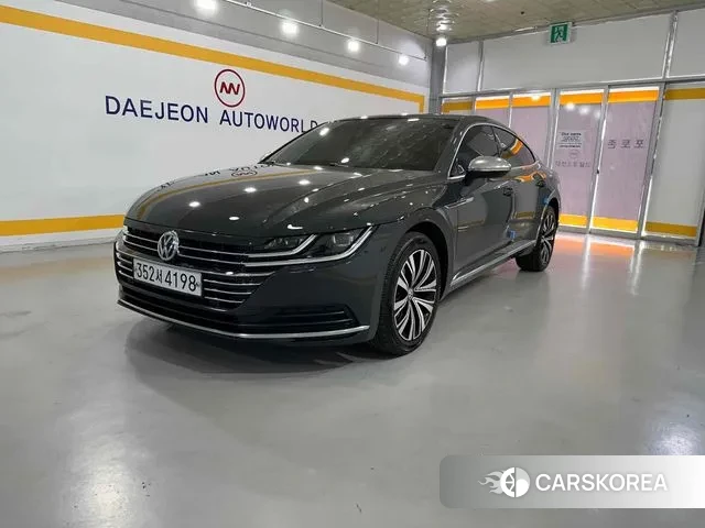 Volkswagen Arteon 2019 Серый из Кореи