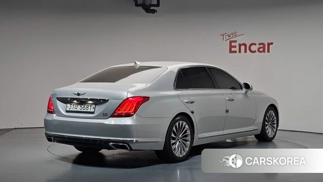 Genesis EQ900 2018 Серебряный из Кореи