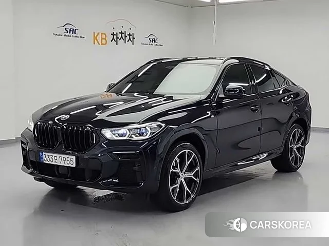 BMW X6 (G06) 2023 Черный из Кореи