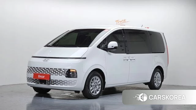 Hyundai Staria 2025 Белый из Кореи