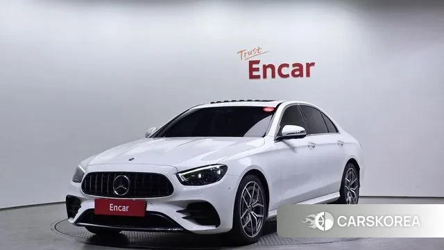 Mercedes-Benz E-Class W213 2022 Белый из Кореи