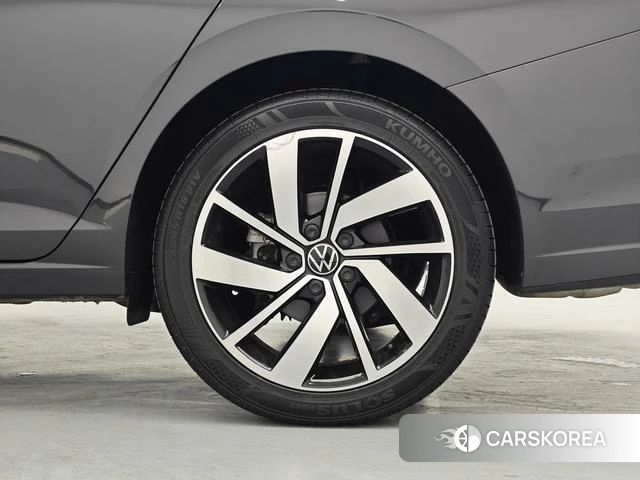 Volkswagen Sagitar 2024 Черный из Китая