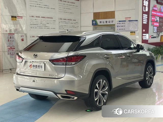 Lexus RX 2021 Серебристо-серый из Китая