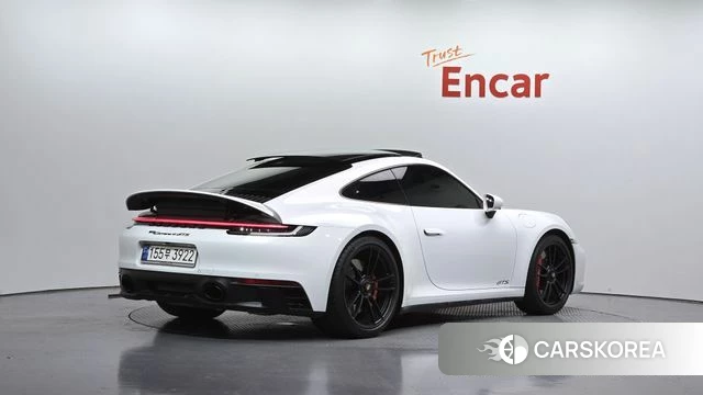 Porsche 911(992) 2023 Белый из Кореи