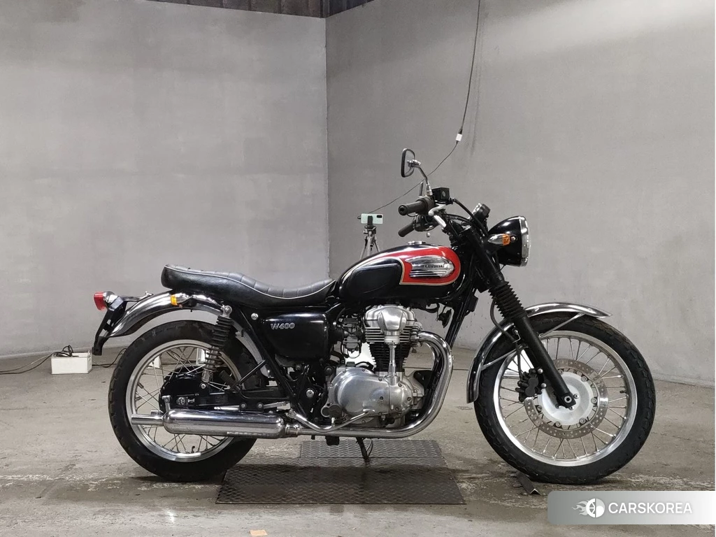 Проданный Kawasaki W400 2011 из Японии, фото 2