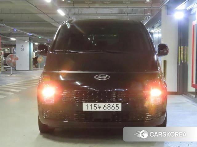 Hyundai Staria 2022 Черный из Кореи