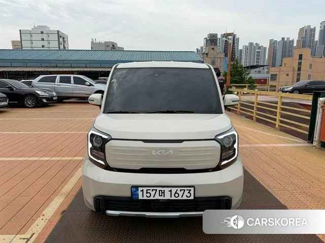 Kia The New Kia Ray 2023 Жемчужный двухцветный из Кореи