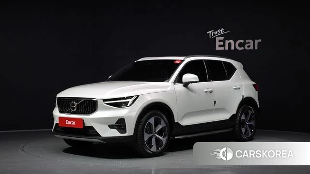 Volvo XC40 2023 Белый из Кореи