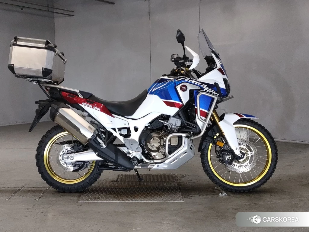 Проданный Honda CRF1000L AFRICA TWIN ADV DCT 2019 из Японии, фото 2
