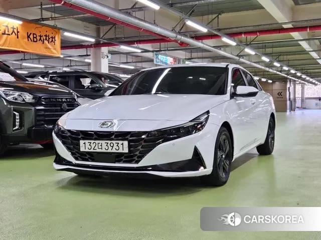 Hyundai Avante (CN7) 2021 Белый из Кореи