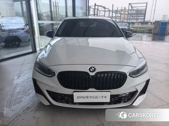 BMW 1 series 2023 Белый из Китая