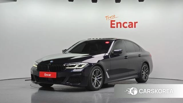 BMW 5 Series (G30) 2023 Черный из Кореи