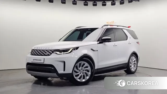 Land Rover Discovery 5 2025 Белый из Кореи