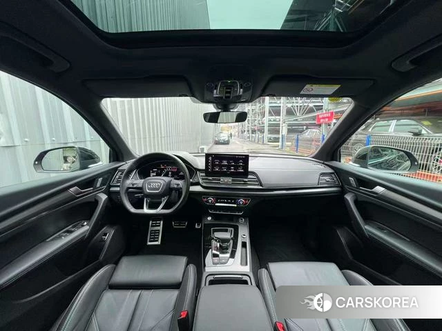 Audi Q5L 2023 Черный из Китая
