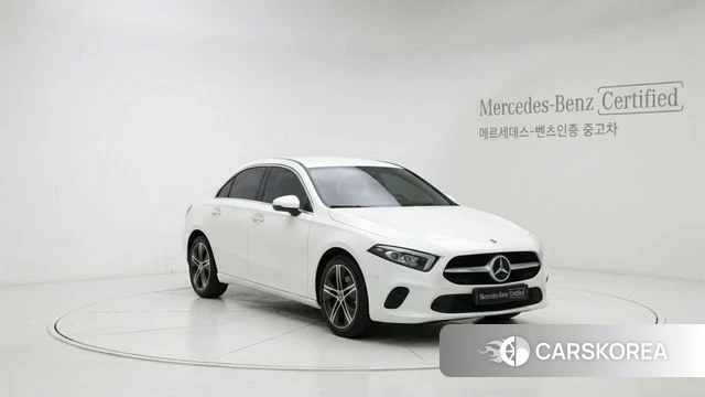 Mercedes-Benz A-Class W177 2025 Белый из Кореи