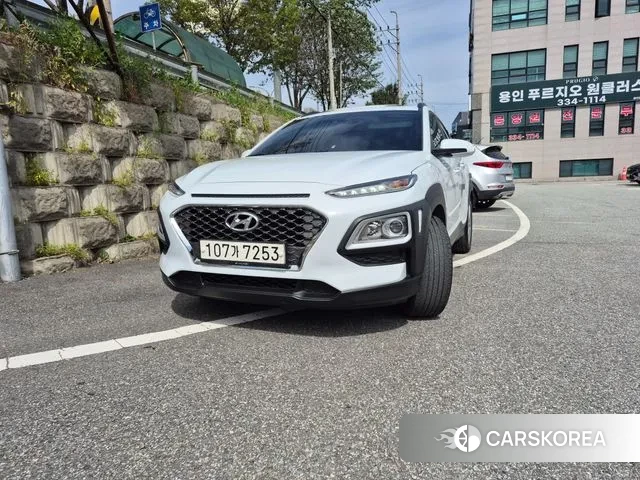 Hyundai Kona 2020 Белый двухцветный из Кореи