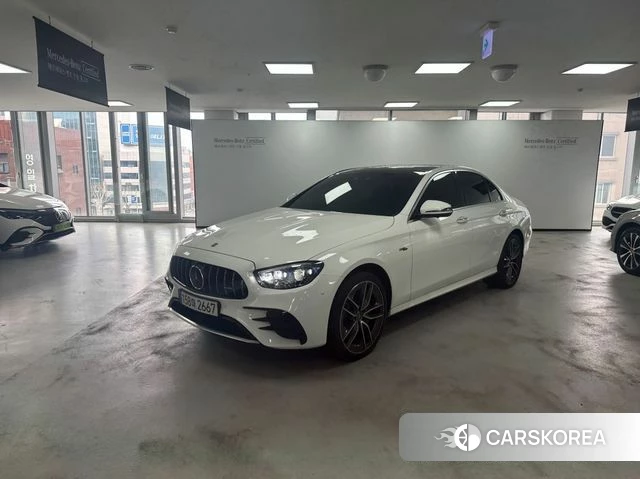 Mercedes-Benz E-Class W213 2022 Белый из Кореи