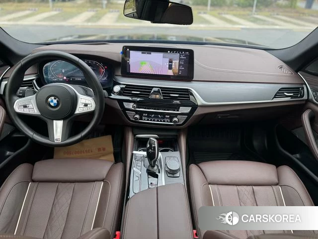 BMW 5 series 2023 Черный из Китая