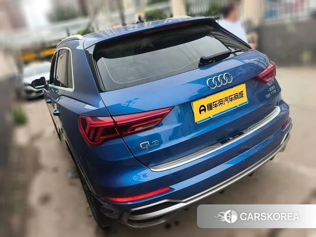 Audi Q3 2021 Синий из Китая