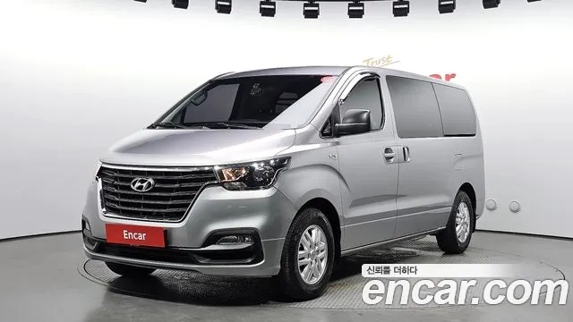 Hyundai The New Grand Starex 2018 Серебристо-серый из Кореи