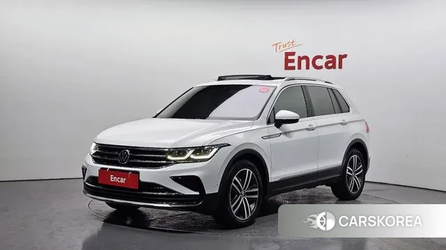 Volkswagen Tiguan second Generation 2021 Белый из Кореи