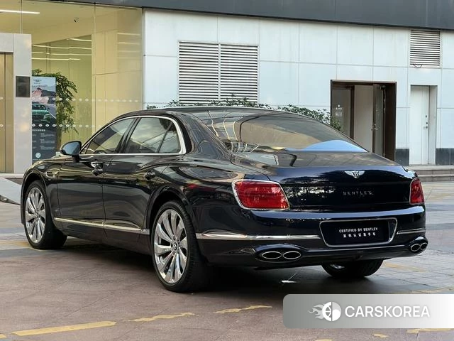 Bentley Flying 2021 Синий из Китая