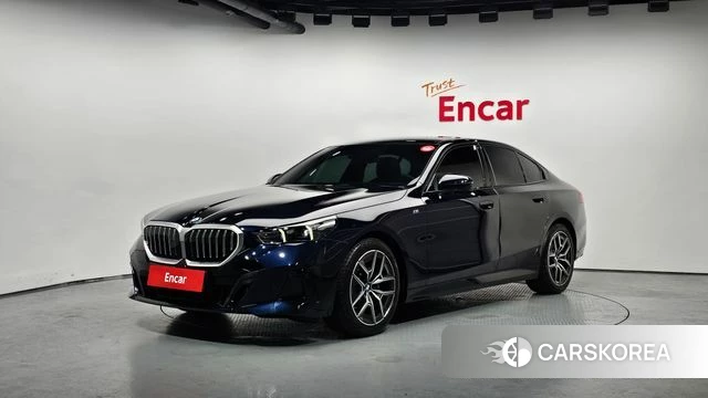 BMW 5 Series (G60) 2025 Черный из Кореи