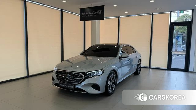 Mercedes-Benz E-Class W214 2025 Серебристо-серый из Кореи