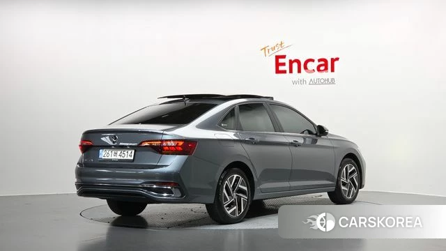 Volkswagen 7th Generation of Jetta 2022 Серый из Кореи