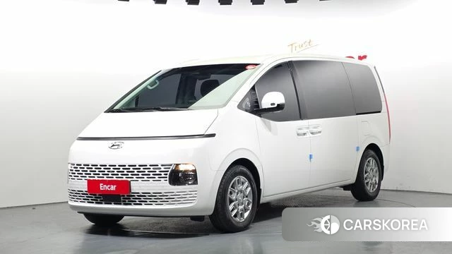 Hyundai Staria 2022 Белый из Кореи