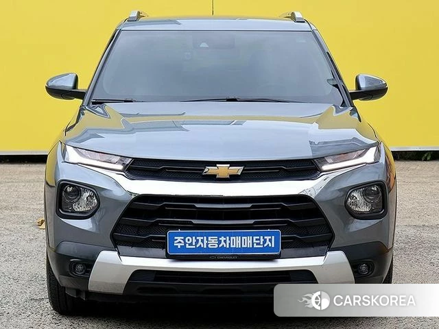 Chevrolet (GM Daewoo) Trailblazer 2021 Серый из Кореи