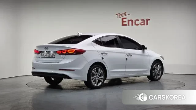 Hyundai Avante AD 2018 Белый из Кореи