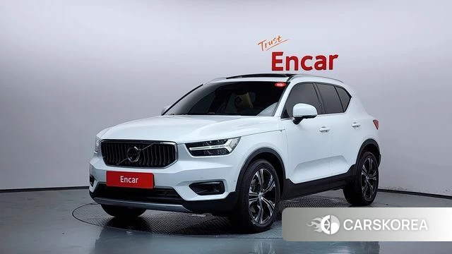 Volvo XC40 2021 Белый из Кореи