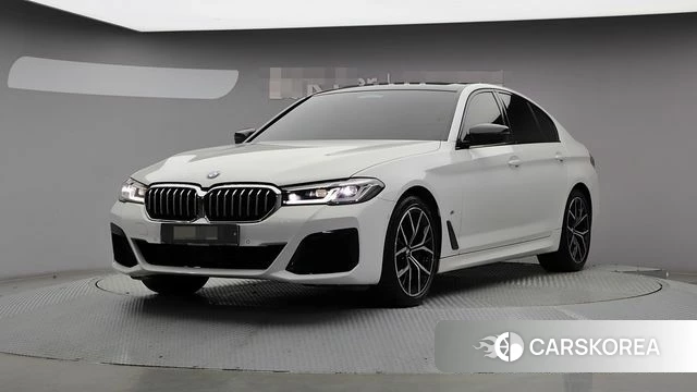 BMW 5 Series (G30) 2021 Белый из Кореи
