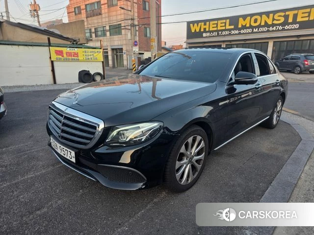 Mercedes-Benz E-Class W213 2018 Черный из Кореи