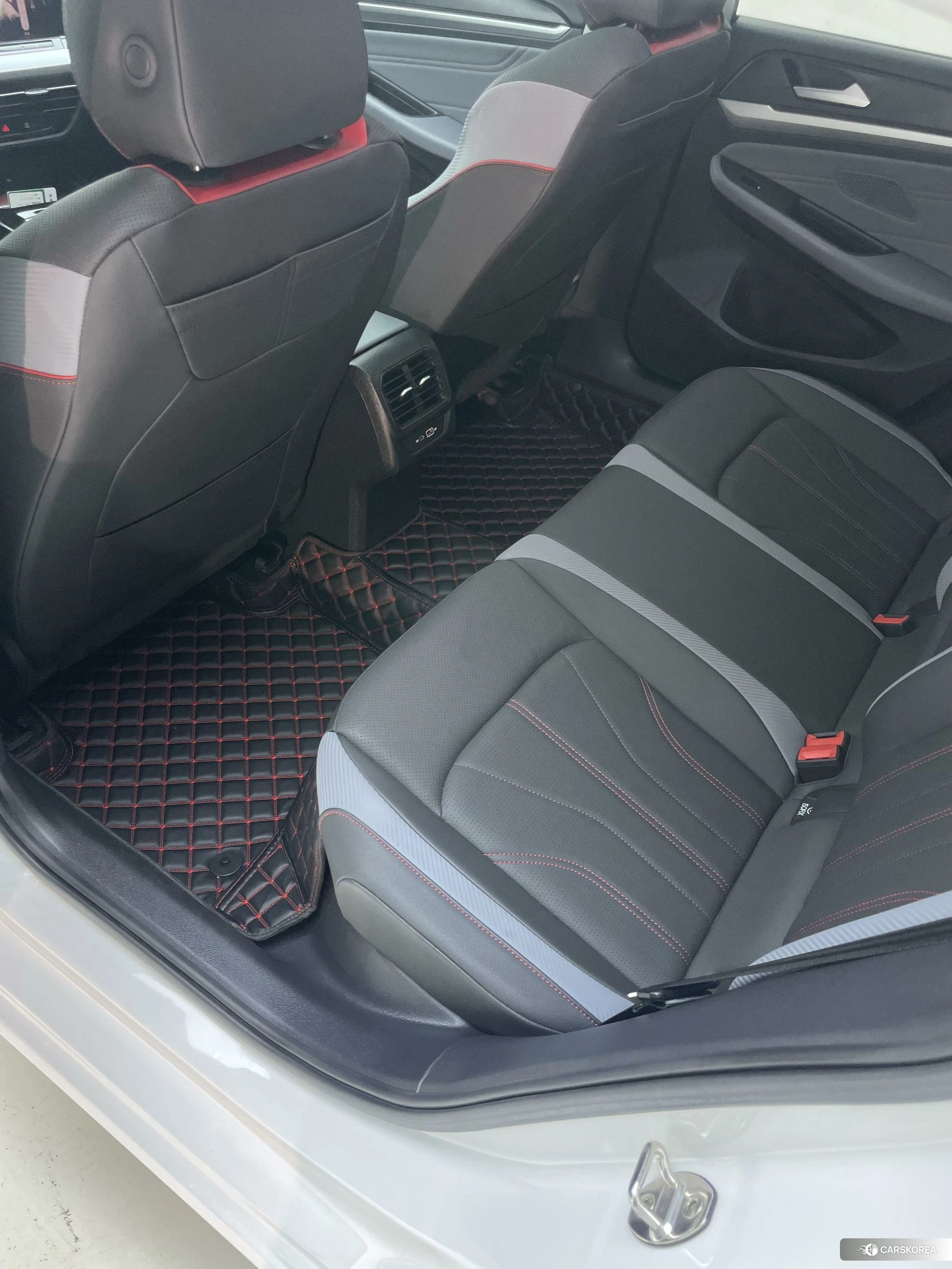 Volkswagen Lingdu 2023 Белый из Китая