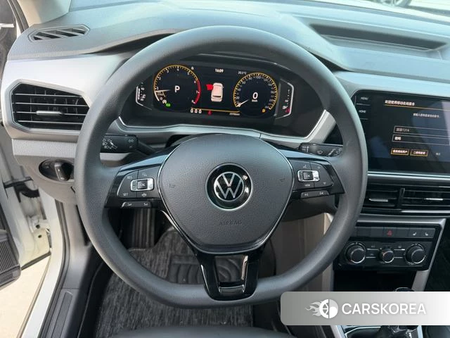 Volkswagen Tu Kai 2022 Белый из Китая