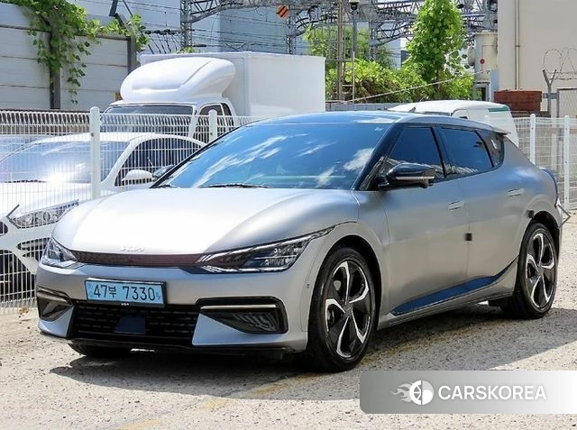 Kia EV6 2022 Серебристо-серый из Кореи