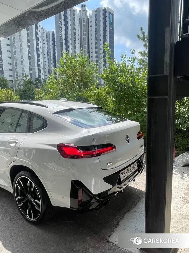 BMW X4 (G02) 2024 Белый из Кореи