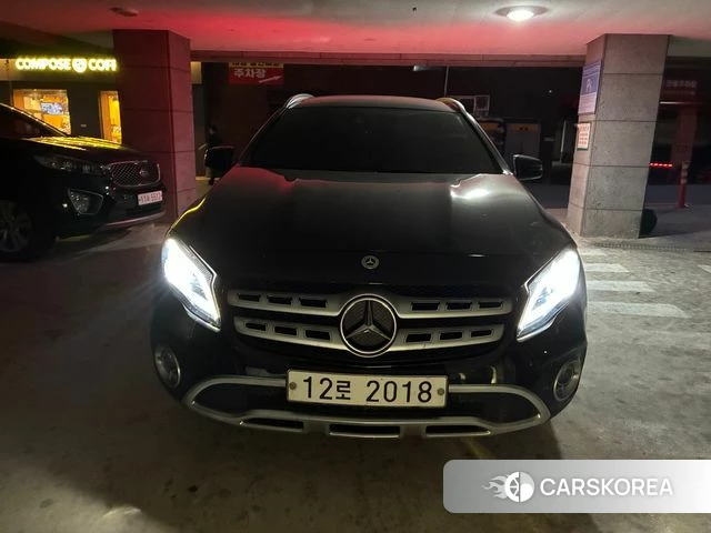 Mercedes-Benz GLA-Class X156 2018 Черный из Кореи
