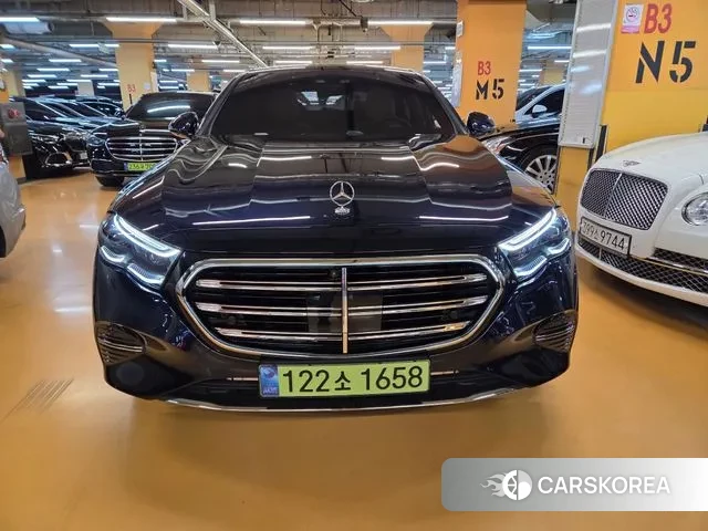 Mercedes-Benz E-Class W214 2025 Синий из Кореи