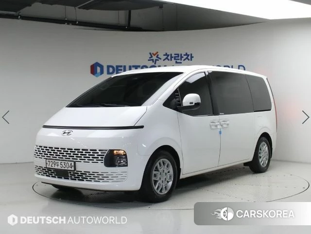 Hyundai Staria 2022 Белый из Кореи