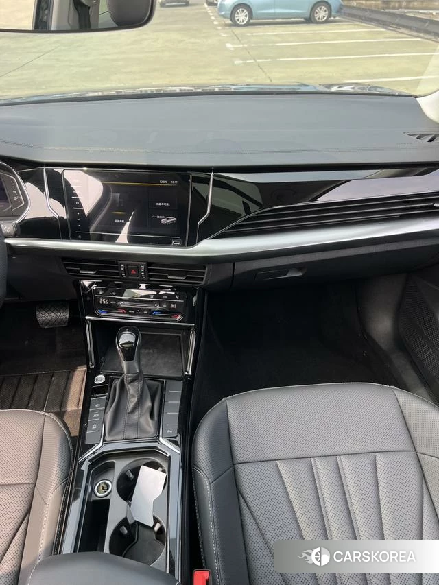 Volkswagen Passat 2025 Черный из Китая