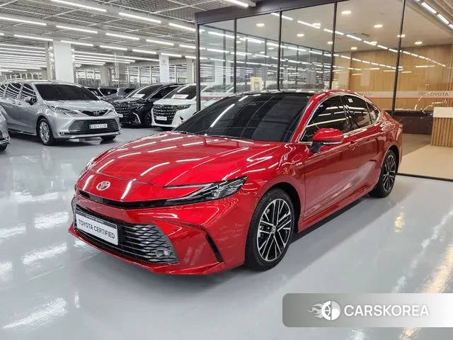Toyota Camry (XV80) 2025 Красный из Кореи